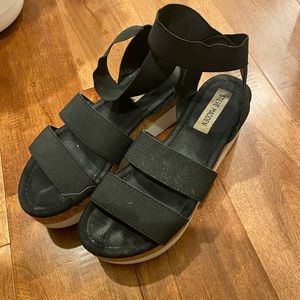 Steve Madden platform sandals